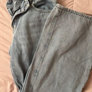 Edikted Light Blue Flare Jeans